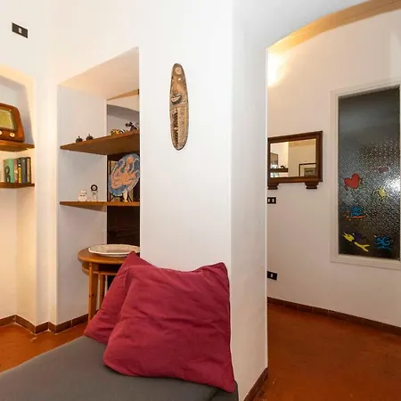 Mercato Centrale Roomy Apartment Turin