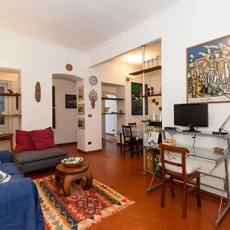 Mercato Centrale Roomy Apartment