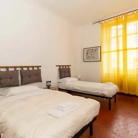 Apartment Mercato Centrale Roomy Turin